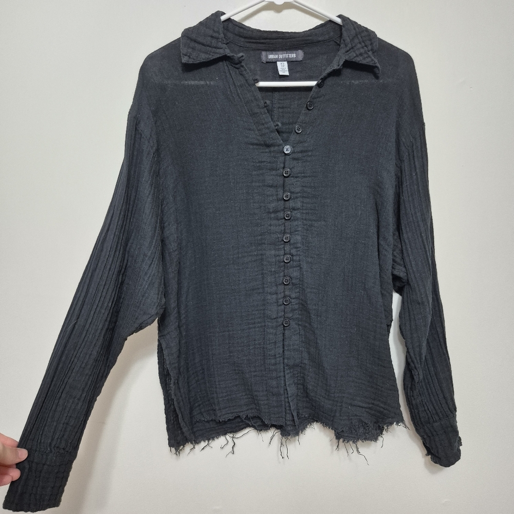 Urban Outfitters Women’s Oversized Black Gauze Button-Down Shirt – Size XS - Picture 2 of 6